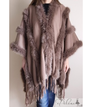 Naujas pončas su kutukais